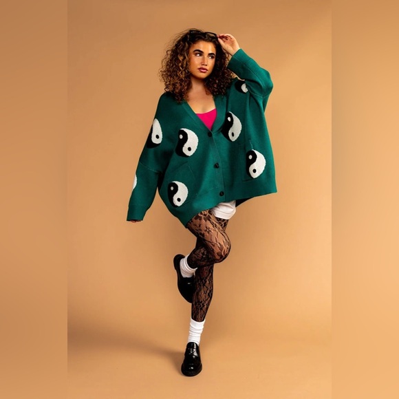 Dressed in LaLa Main Character Energy Yin Yang Cardigan - Picture 4 of 8
